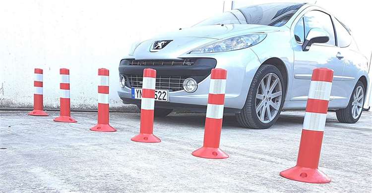 Cọc tiêu phân làn giao thông