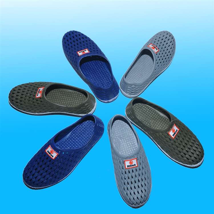 Giày nhựa công nhân