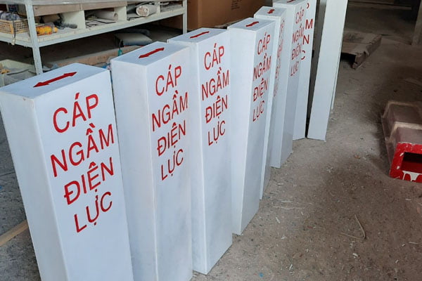 Mốc cảnh báo cáp ngầm